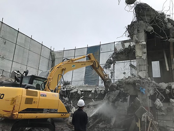 解体業社イメージ