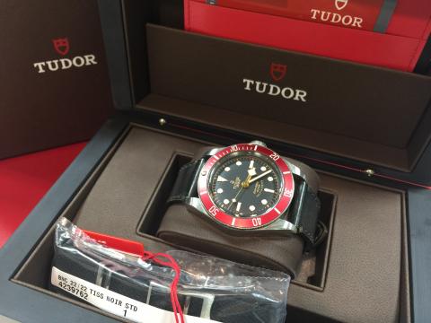 チュードル TUDOR ブラックベイ 79220R