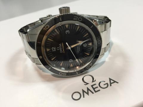 オメガ OMEGA シーマスター 300 マスター コーアクシャル 233.30.41.21.01.001