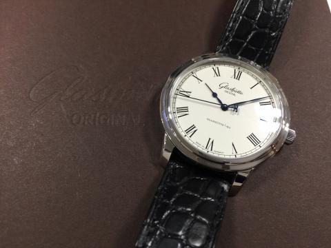 グラスヒュッテ・オリジナル GLASHUTTE ORIGINAL セネタオートマチック 1-39-59-01-02-04