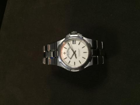 ヴァシュロン・コンスタンタン VACHERON CONSTANTIN オーヴァーシーズ 42052