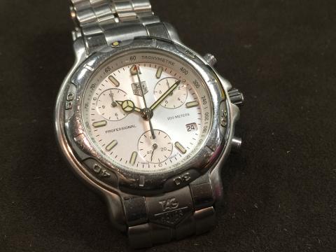 タグホイヤー TAG HEUER 6000クロノグラフ CH1110-0