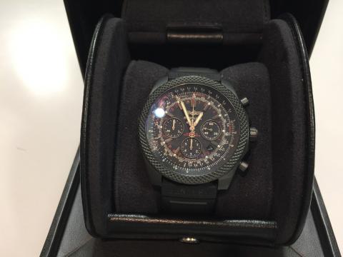 ブライトリング BREITLING ベントレー ライトボディ ミッドナイト カーボン V25367