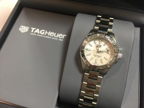 タグホイヤー TAG HEUER アクアレーサー QZ WB01411