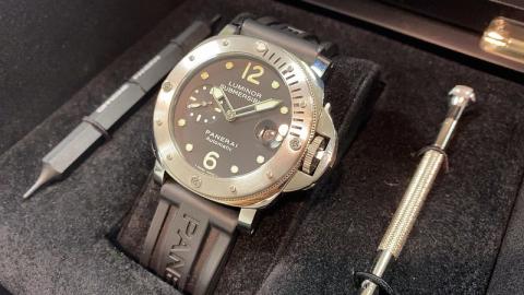 パネライ PANERAI サブマーシブル PAM00024