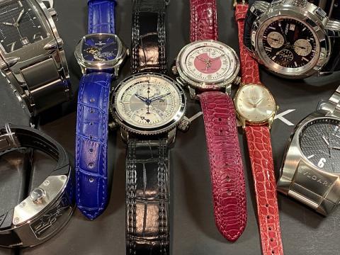 ヨルグ・イゼック JORG HYSEK アイオークロノグラフ&デュアルタイム , 他7点