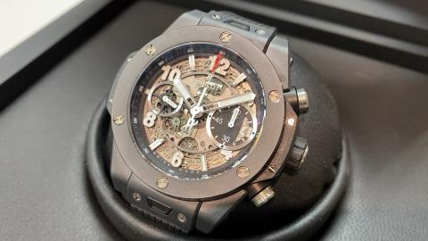 ウブロ HUBLOT ビッグバン ウニコ ブラックマジック 42mm 441.CI.1170.RX
