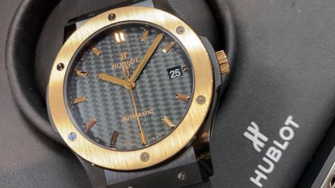 ウブロ HUBLOT クラシックフュージョン 511.CO.1781.RX