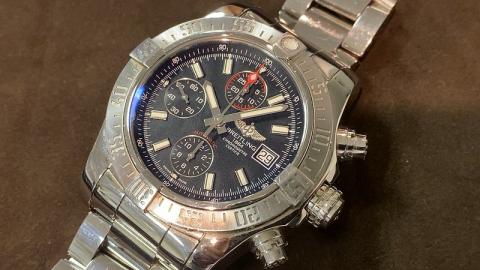 ブライトリング BREITLING アベンジャーⅡ A13381