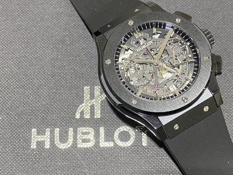 ウブロ HUBLOT クラシック・フュージョン ブラックマジック 525.CM,0170.RX