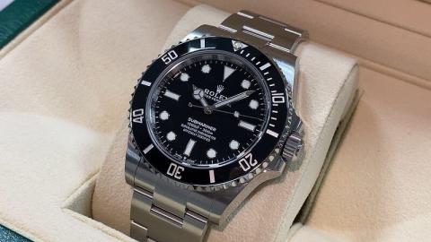 ロレックス ROLEX サブマリーナー 124060