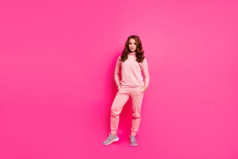 トラックパンツ レディースおすすめ９選！流行のブランドと選ぶときのポイントも