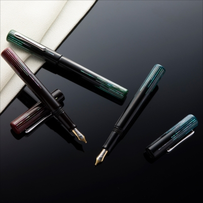 TACCIA 螺鈿天彩漆万年筆 慈雨(じう)-MF TF-003-GN-MF