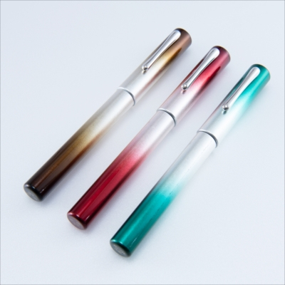 TACCIA 裾濃銀箔漆万年筆 琥珀玉(こはくぎょく)-F TSG-14F-KG-F