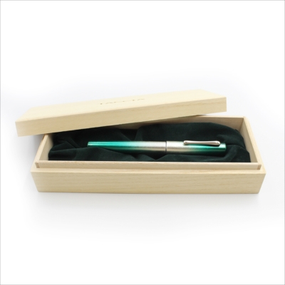 TACCIA 裾濃銀箔漆万年筆 翠玉(すいぎょく)-F TSG-14F-SG-F