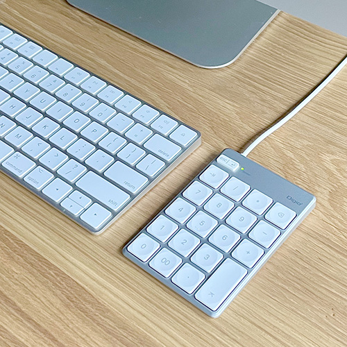 ナカバヤシ Mac用有線薄型テンキーボード/シルバーボディ×ホワイトキー