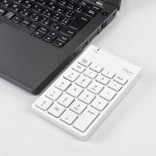 ナカバヤシ 無線静音テンキーボード/ホワイト TNK-SR227NW (tm)