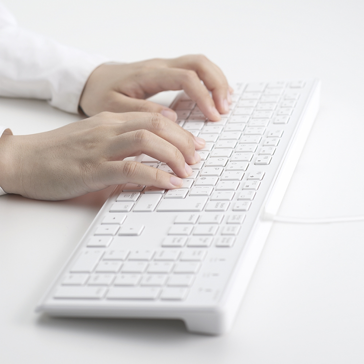 ナカバヤシ 有線静音フルキーボード(テンキー付)/ホワイト FKB-U250W (tm)