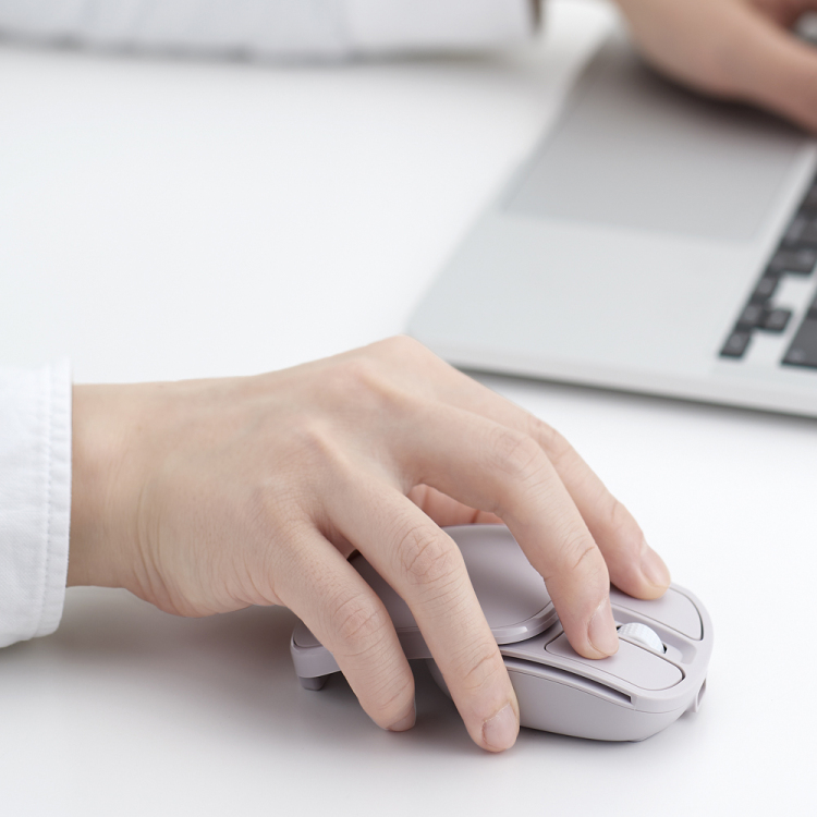 ナカバヤシ 無線充電式スライド静音5ボタンBlueLEDマウス/Sピンク MUS-RKF235P (tm)の商品画像16枚目