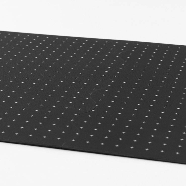 折りたたみカッティングマット+/A4サイズ/ブラック CTMO-A4PL-Dの商品画像4枚目