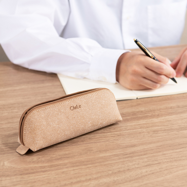 ナカバヤシ CleLe(クルレ) 三角ペンケース ブラウン CLL-TPC-BRの商品画像3枚目