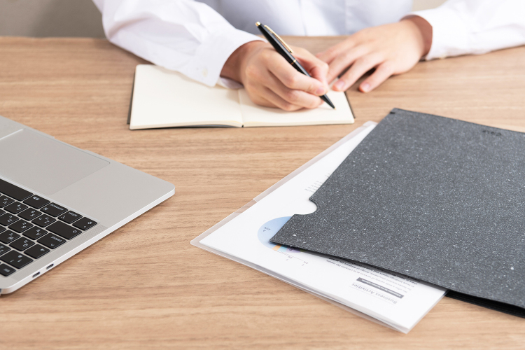 ナカバヤシ CleLe(クルレ) ドキュメントホルダー A4 グレー CLL-DHA4-GYの商品画像3枚目