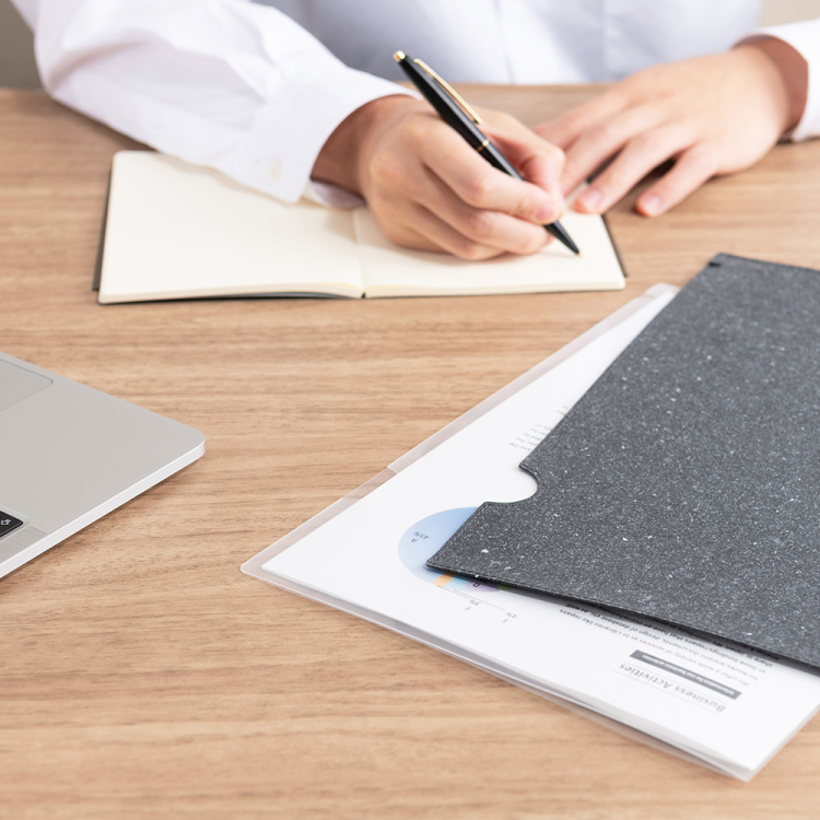 ナカバヤシ CleLe(クルレ) ドキュメントホルダー A4 グレー CLL-DHA4-GYの商品画像4枚目