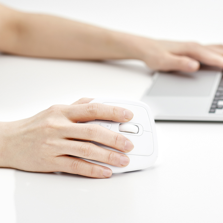 ナカバヤシ 無線エルゴ静音5ボタン光学式トラックボール/ホワイト MUS-TRKF248W (tm)の商品画像14枚目