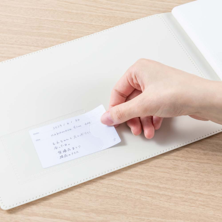 ナカバヤシ フィルムナアルバム 72/ホワイト L判2段ポケット 72枚収納 A-NAPLF-720-Wの商品画像6枚目