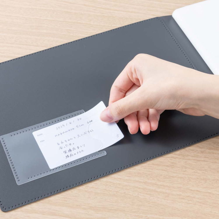 ナカバヤシ フィルムナアルバム 72/ブラック L判2段ポケット 72枚収納 A-NAPLF-720-Dの商品画像6枚目