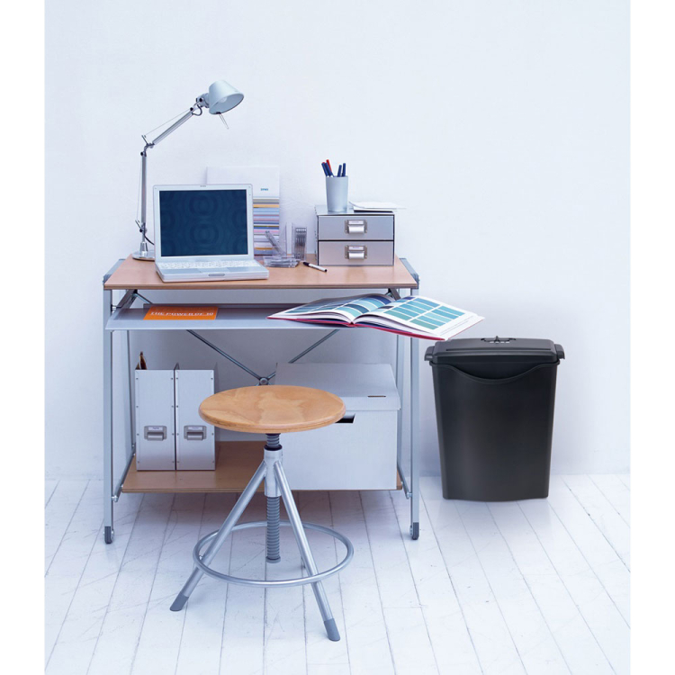 ナカバヤシ　パーソナルシュレッダ ストレートカット／ブラック　NSE-S101BKの商品画像3枚目