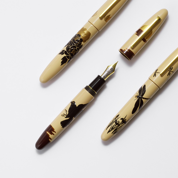 ナカバヤシ　TACCIA　影絵　蒔絵万年筆　牡丹と蝶々-M　TKG-L18F-BC-Mの商品画像7枚目