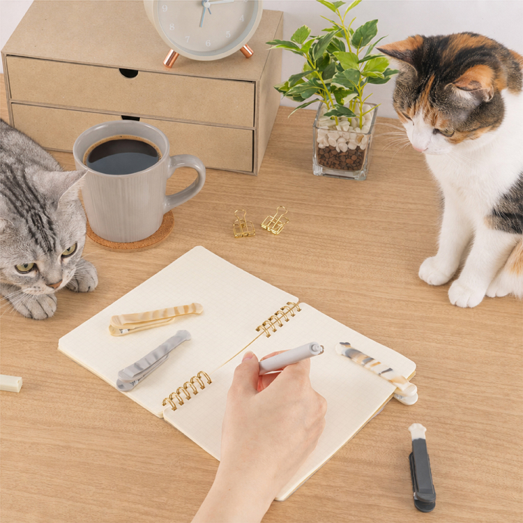 ナカバヤシ パタップ/シリコンブックマーカー/ねこ/4(クツシタ) DSB-PTP2-4の商品画像5枚目