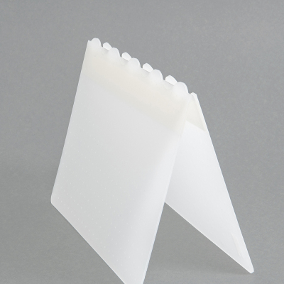 折りたたみカッティングマット+/A4サイズ/クリア CTMO-A4PL-Cの商品画像3枚目