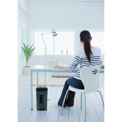 ナカバヤシ　パーソナルシュレッダ ノイズレス スリム（クロスカット）　NSE-NLC02BK　(tm)の商品画像5枚目