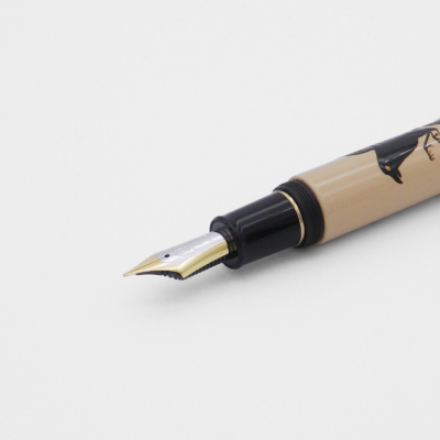 ナカバヤシ　TACCIA　影絵　蒔絵万年筆　八咫烏と太陽-M　TKG-L18F-YT-Mの商品画像6枚目