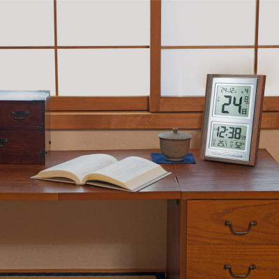 アデッソ　デジタル日めくり電波時計の商品画像7枚目