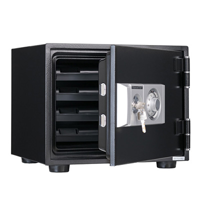 【軒先渡し】ダイヤセーフ(旧:日本金銭機械) 家庭用耐火金庫 D34-4 WEB限定ブラックモデル N34-4BK ダイヤルタイプ 1時間耐火 A4サイズ用紙収納 38kg【送料無料】【メーカー直送】の商品画像1枚目