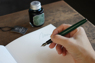 寺西化学 ギター大正浪漫ハイカラノート ダークグリーン(ドット方眼)の商品画像11枚目