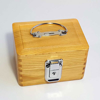 コレクト　印箱（錠付）木製　豆 AK-8