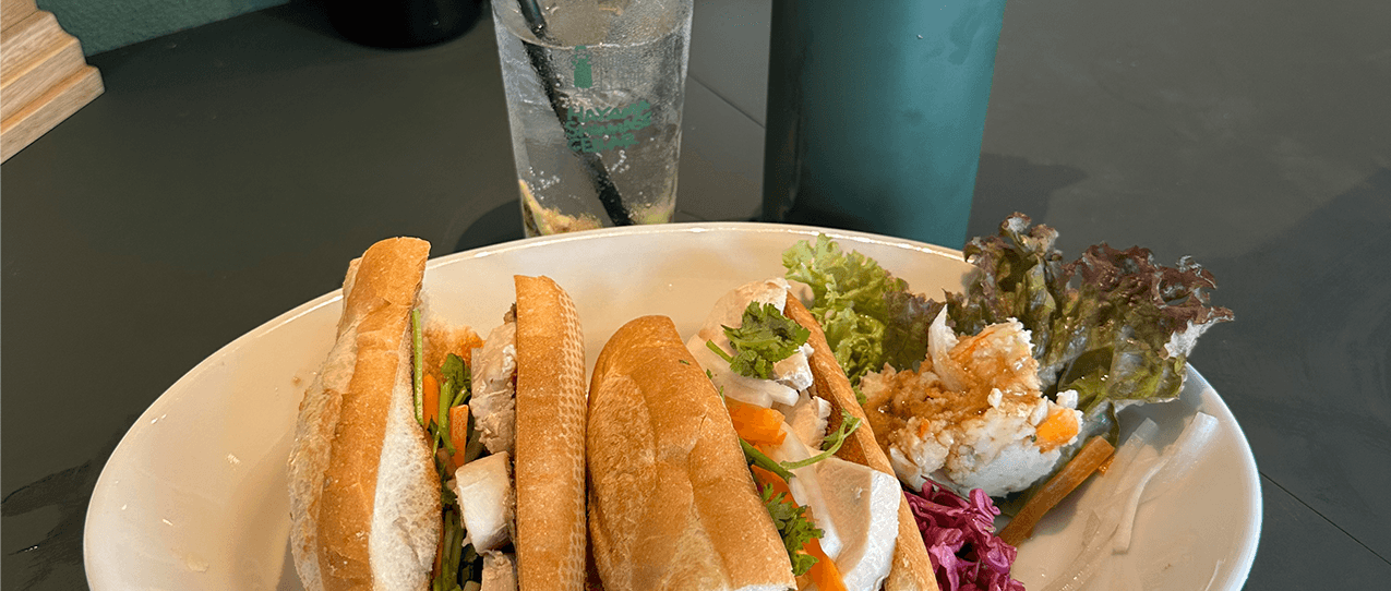 19：00　HAYAMA SHINNASE CELLARで夕食