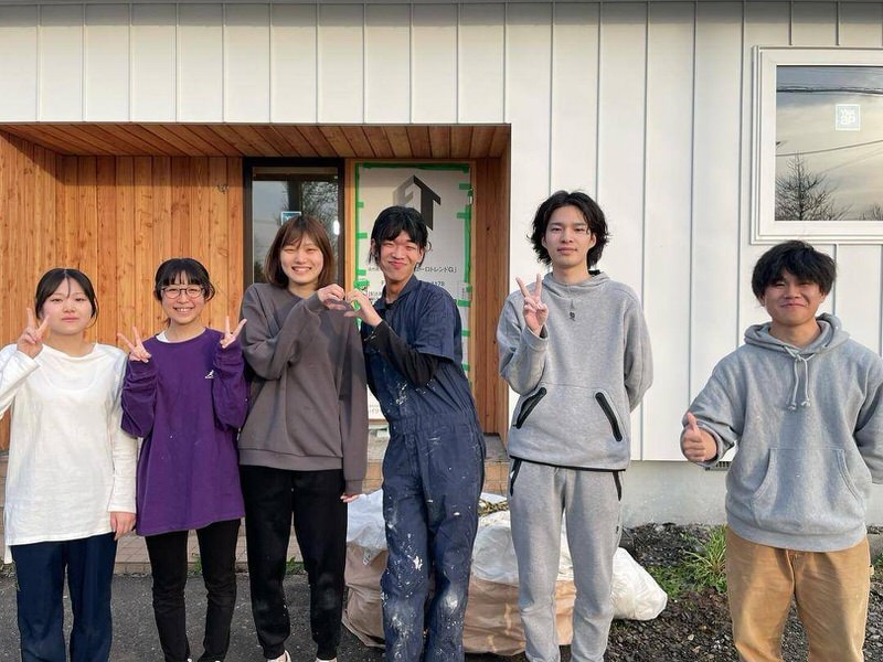 建築学科学生が漆喰塗りを体験してきました！