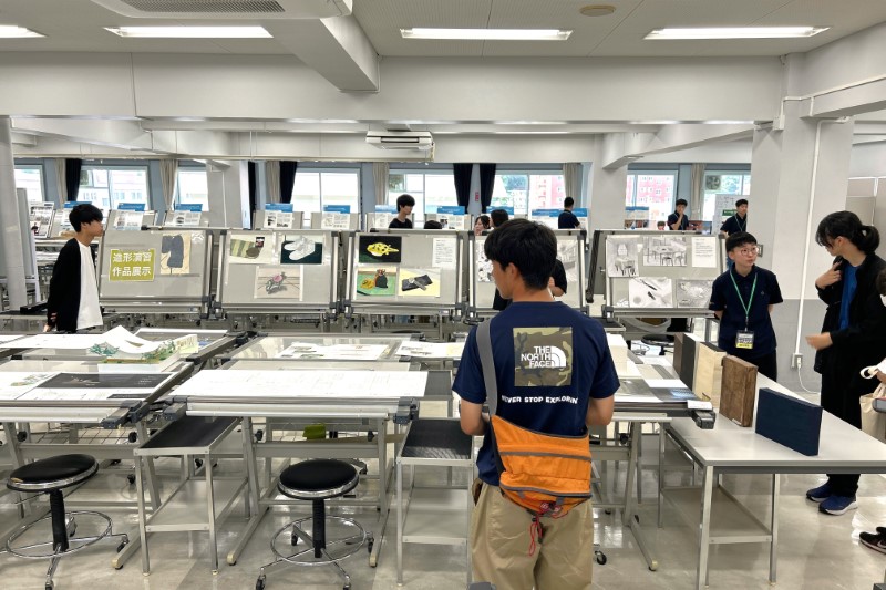 建築学科、夏のオープンキャンパスの模様です!