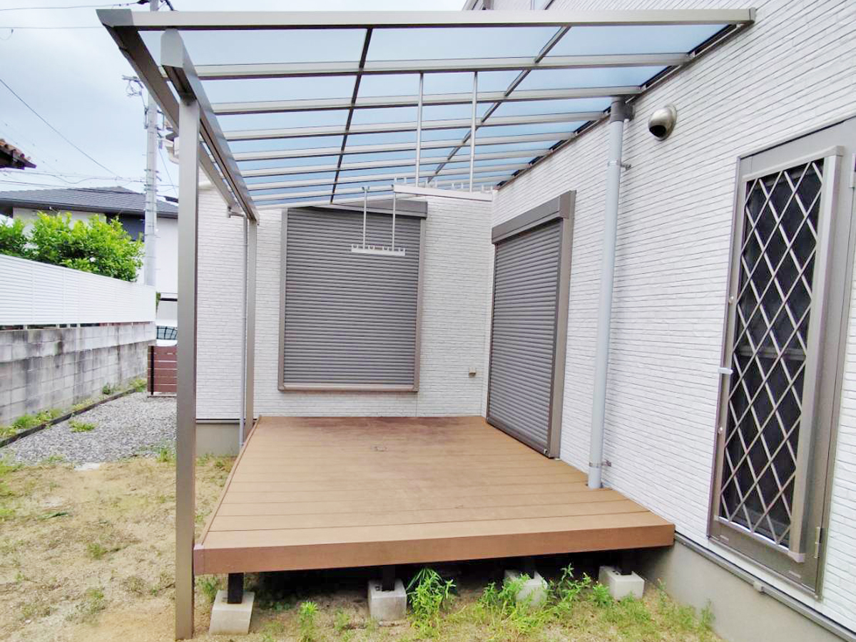 ウッドデッキ　テラス屋根　施工例