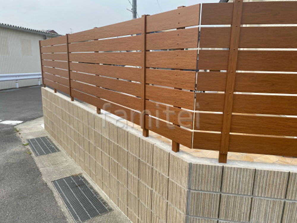 化粧ブロック ユニソン リゲル フェンス マイティウッド.jpg 化粧ブロック ユニソン リゲル フェンス マイティウッド.jpg