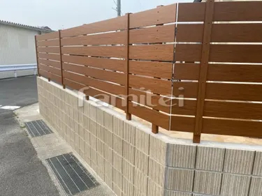 化粧ブロック ユニソン リゲル フェンス マイティウッド.jpg 化粧ブロック ユニソン リゲル フェンス マイティウッド.jpg