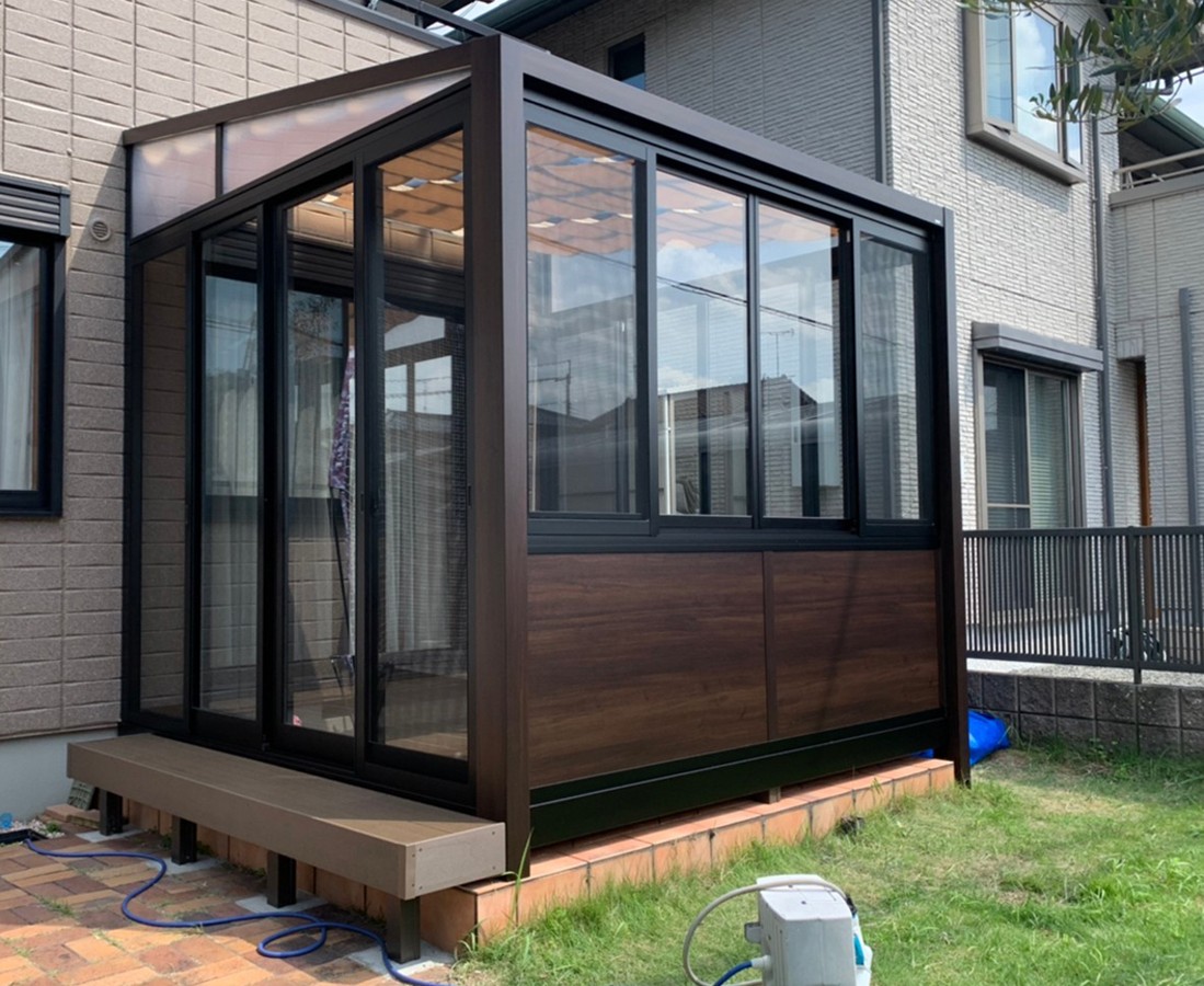 LIXIL 木製調ガーデンルームGF　施工例