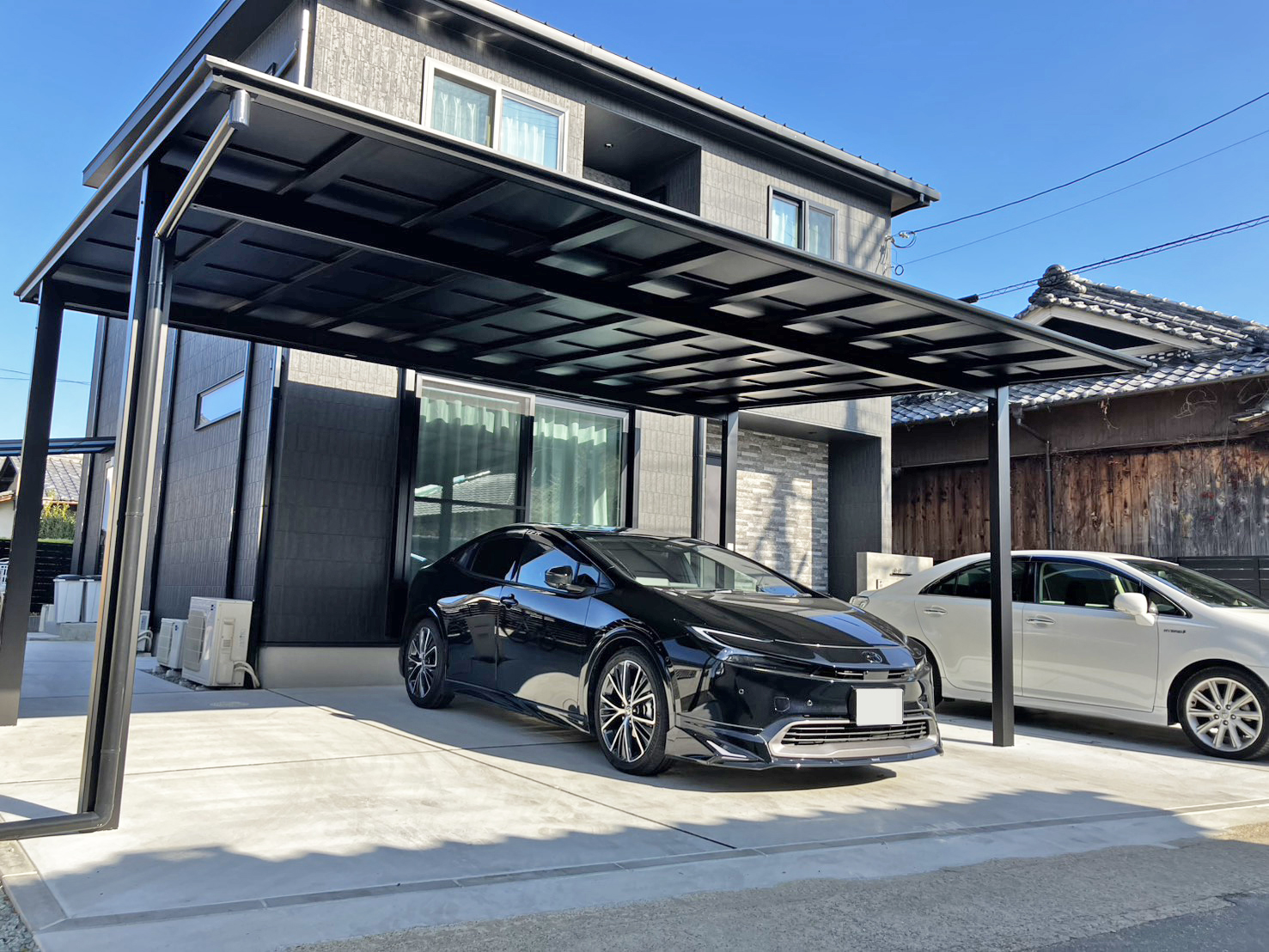 黒系カーポート 施工例 黒系カーポート 施工例