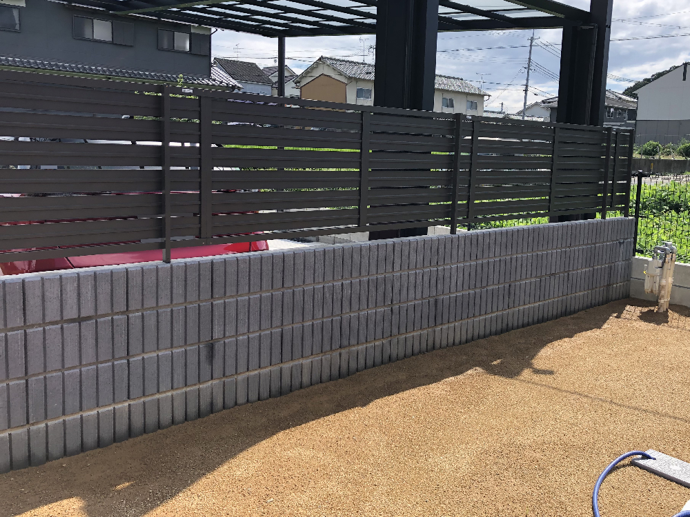 目隠しフェンス塀 LIXIL AB YS3型 横スリット3 化粧ブロック積み ユニソン レクト ブラック.JPG 目隠しフェンス塀 LIXIL AB YS3型 横スリット3 化粧ブロック積み ユニソン レクト ブラック.JPG