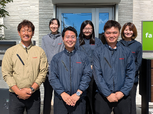 ファミリー庭園奈良店　集合写真